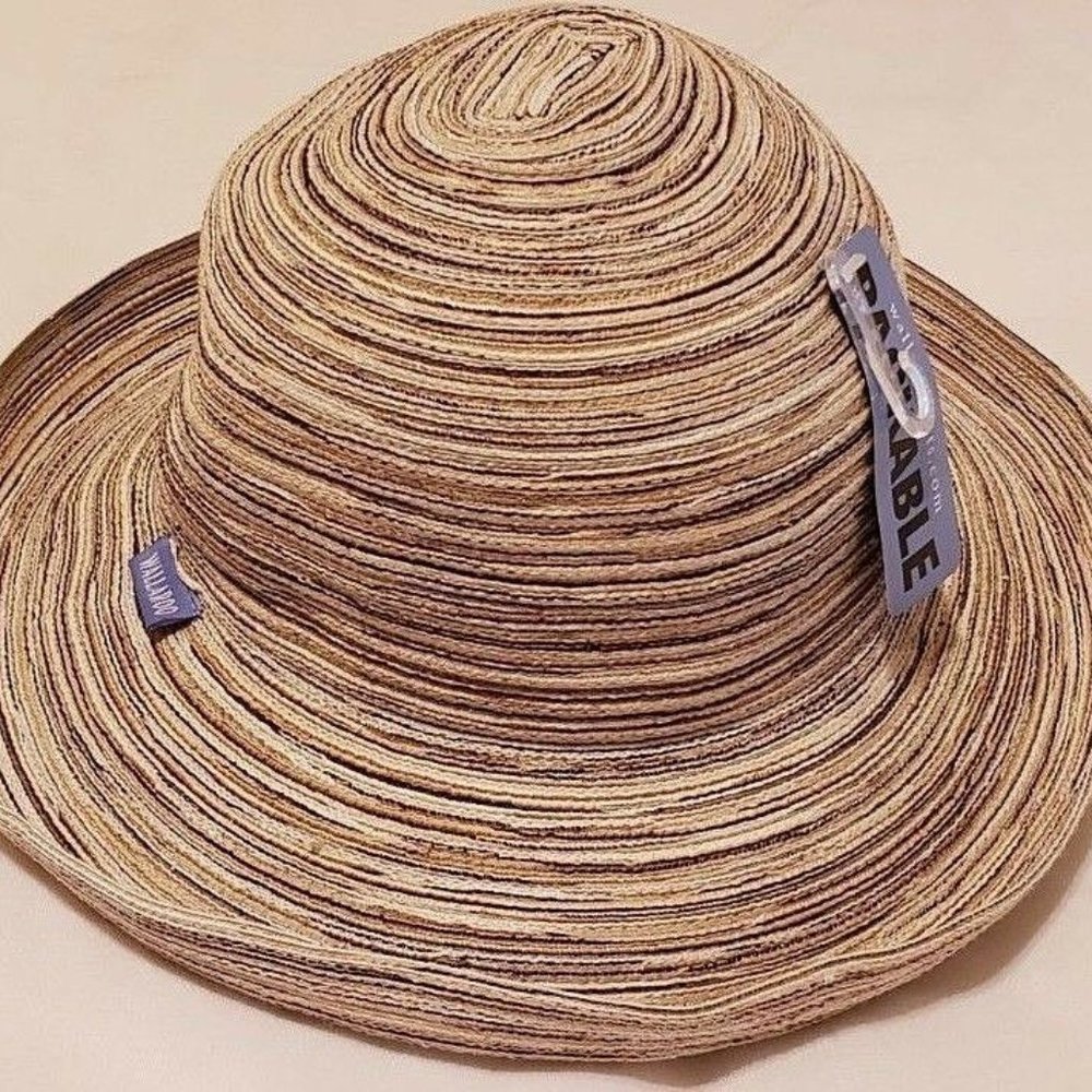 NEW Women's Wallaroo Hat Khaki Polyester